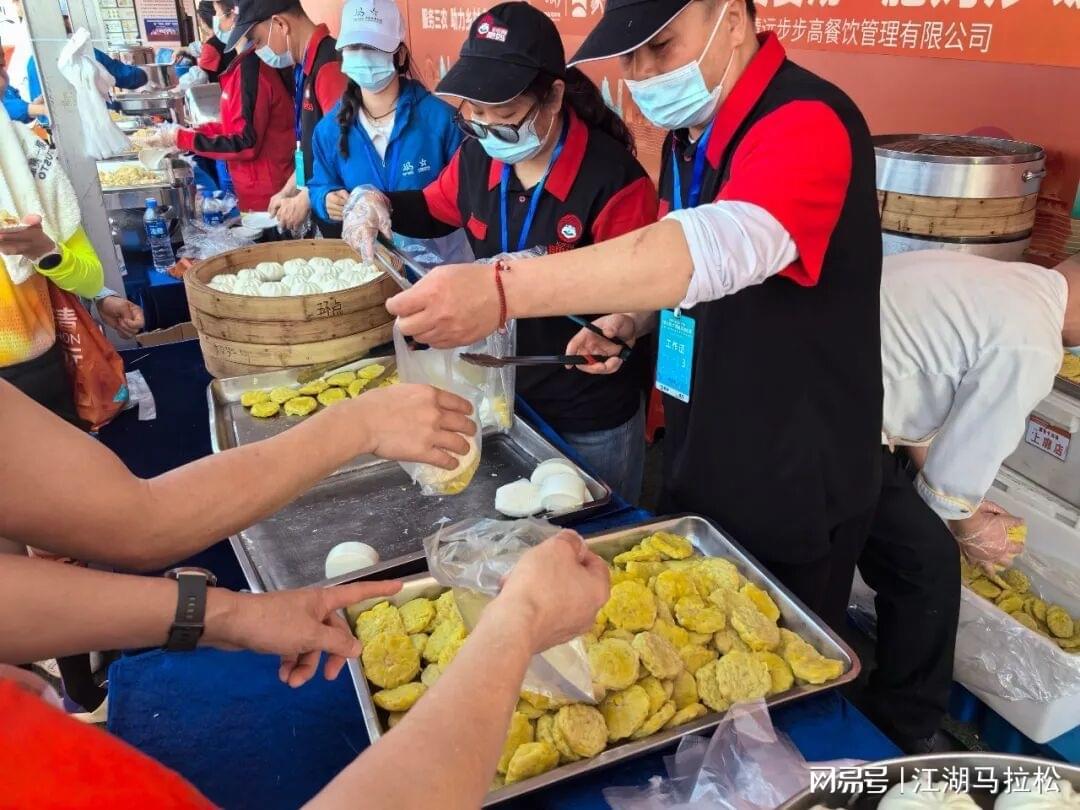 世界杯客户端下载-这哪是赛后美食，简直就是清远食堂自助餐